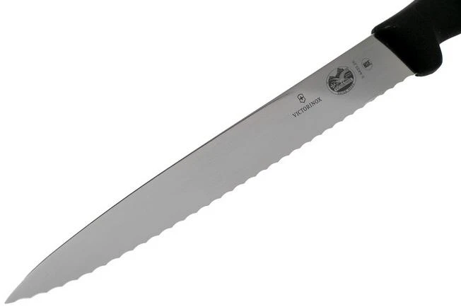Victorinox Fibrox Serrated Carving Knife, 25 Cm 5 Victorinox Fibrox Serrated Carving Knife, 25 Cm - Image 3