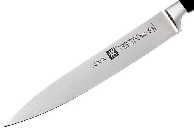Zwilling J.A. Henckels Professional "S" Carving Knife 20 Cm (8") 4 Zwilling J.A. Henckels Professional "S" Carving Knife 20 Cm (8") - Image 2